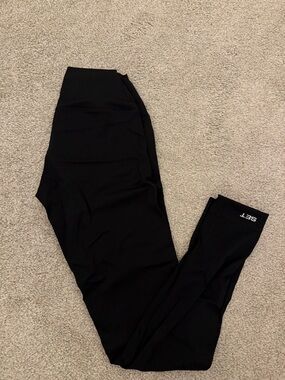 SET Active Leggings
